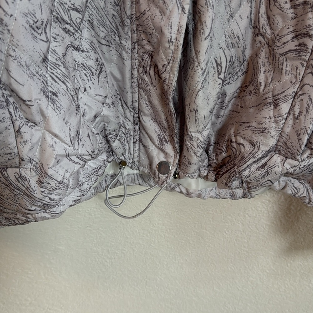 Marble Quilted Puffer Jacket Size Large - Picture 5 of 7